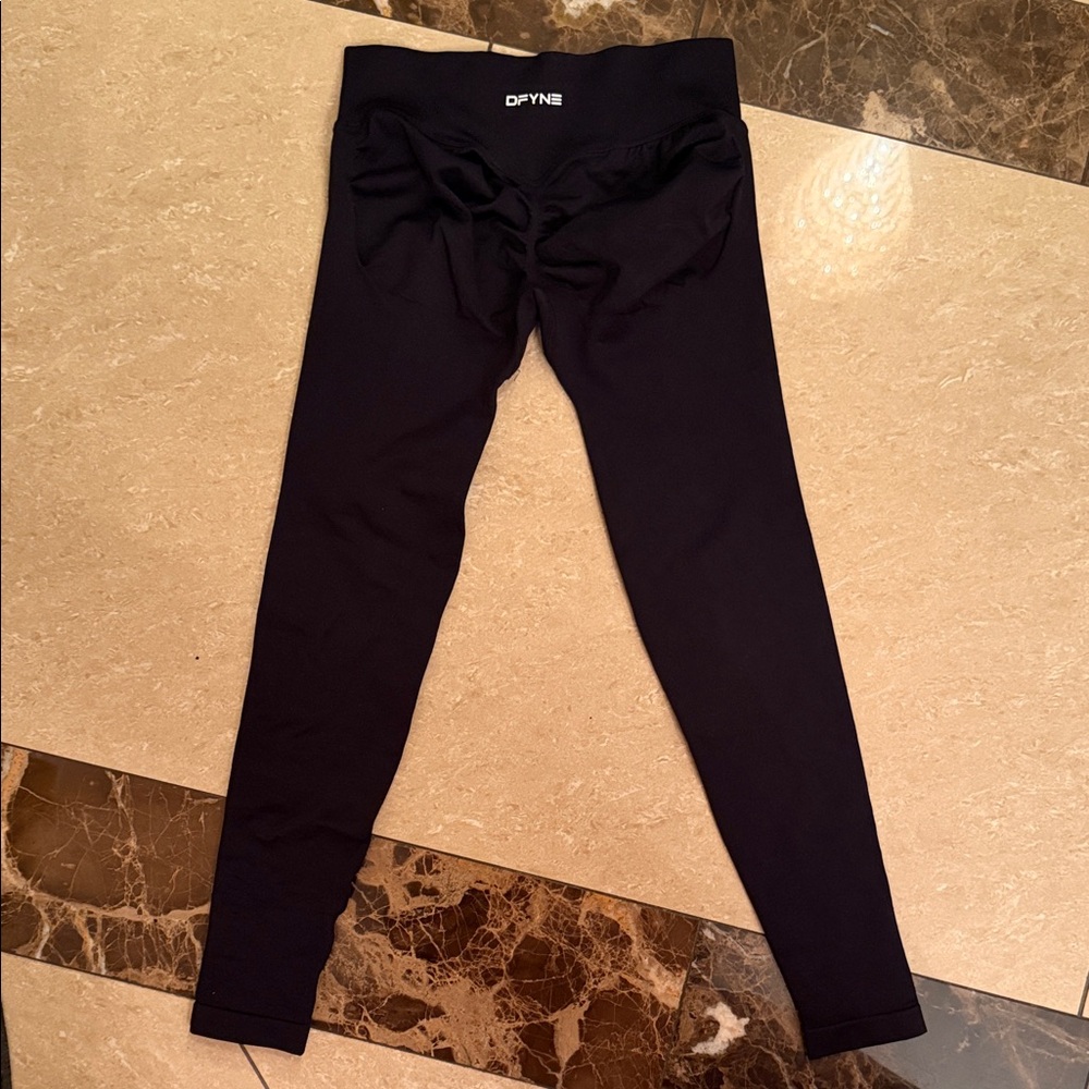 DFYNE black legging